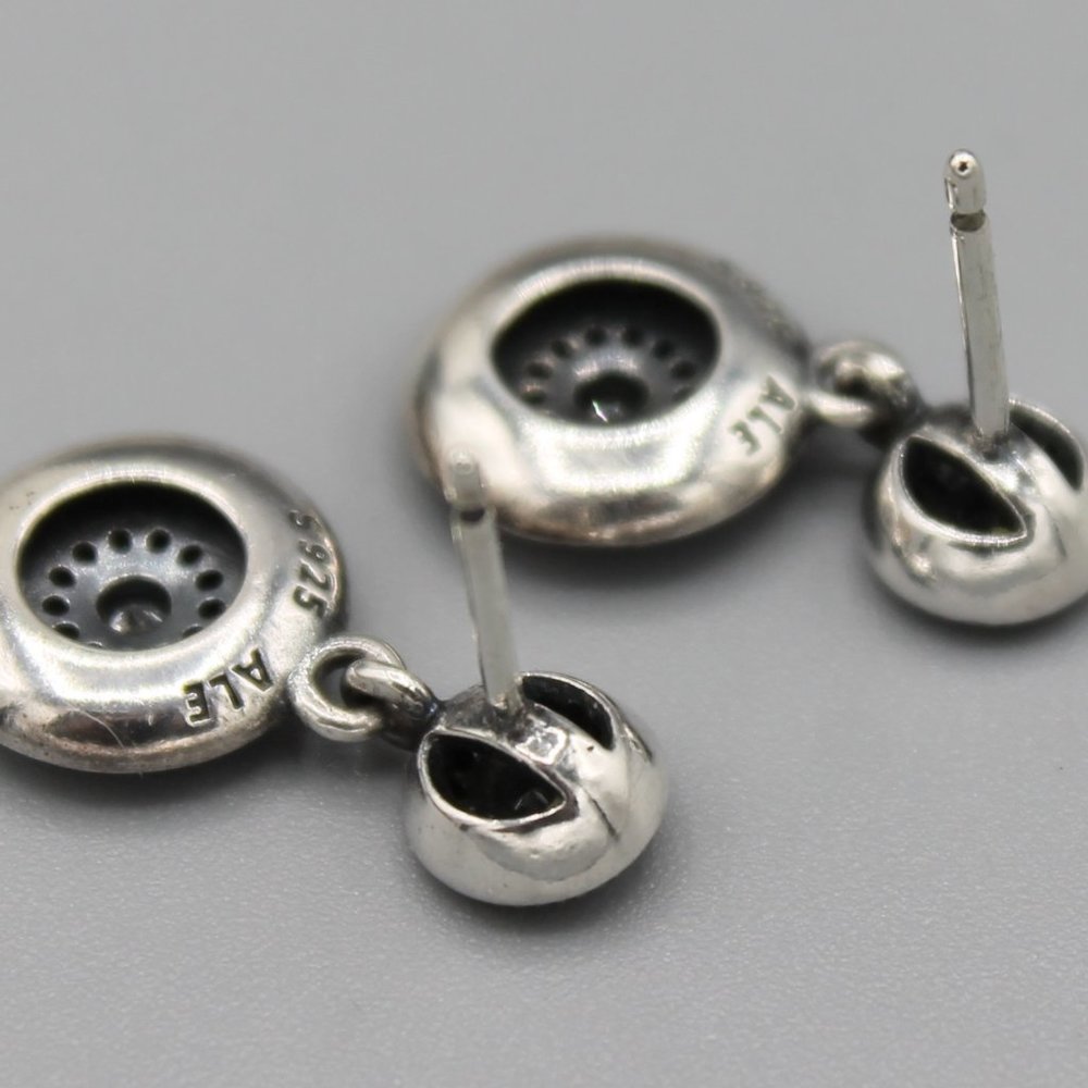Pandora Radiant Elegance 290688CZ earrings - Picture 7 of 8